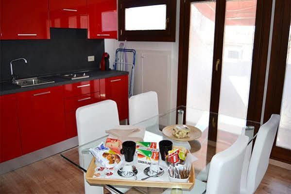 Suite In Venice Ai Carmini ภายนอก รูปภาพ