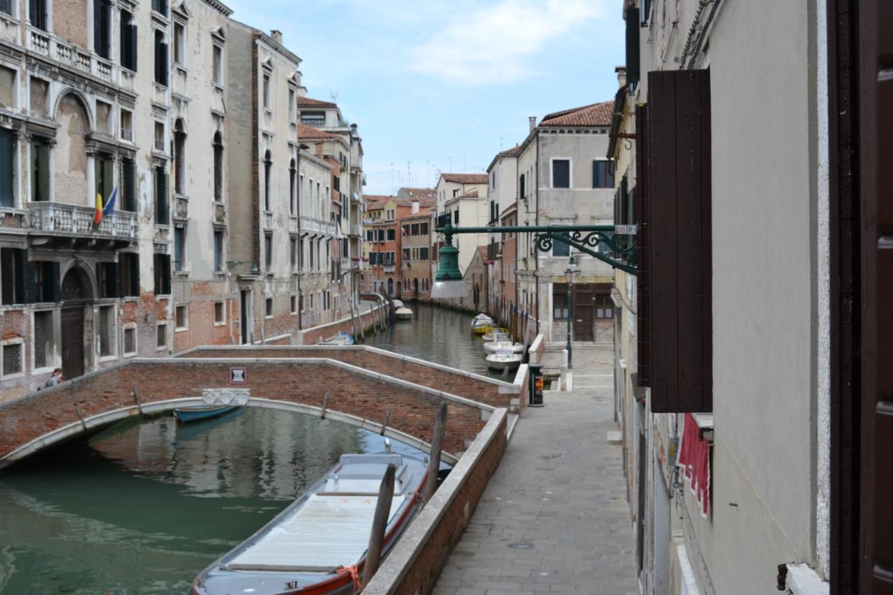 Suite In Venice Ai Carmini ภายนอก รูปภาพ