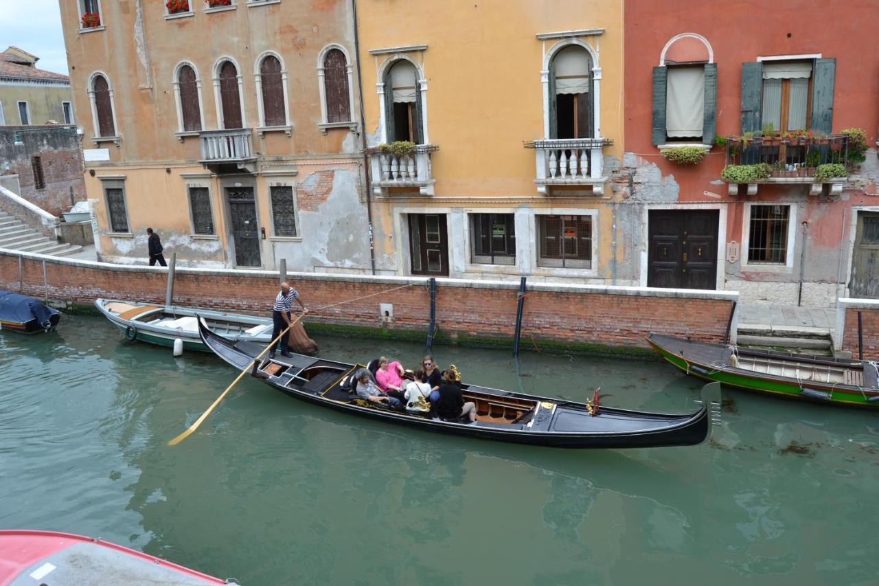 Suite In Venice Ai Carmini ภายนอก รูปภาพ