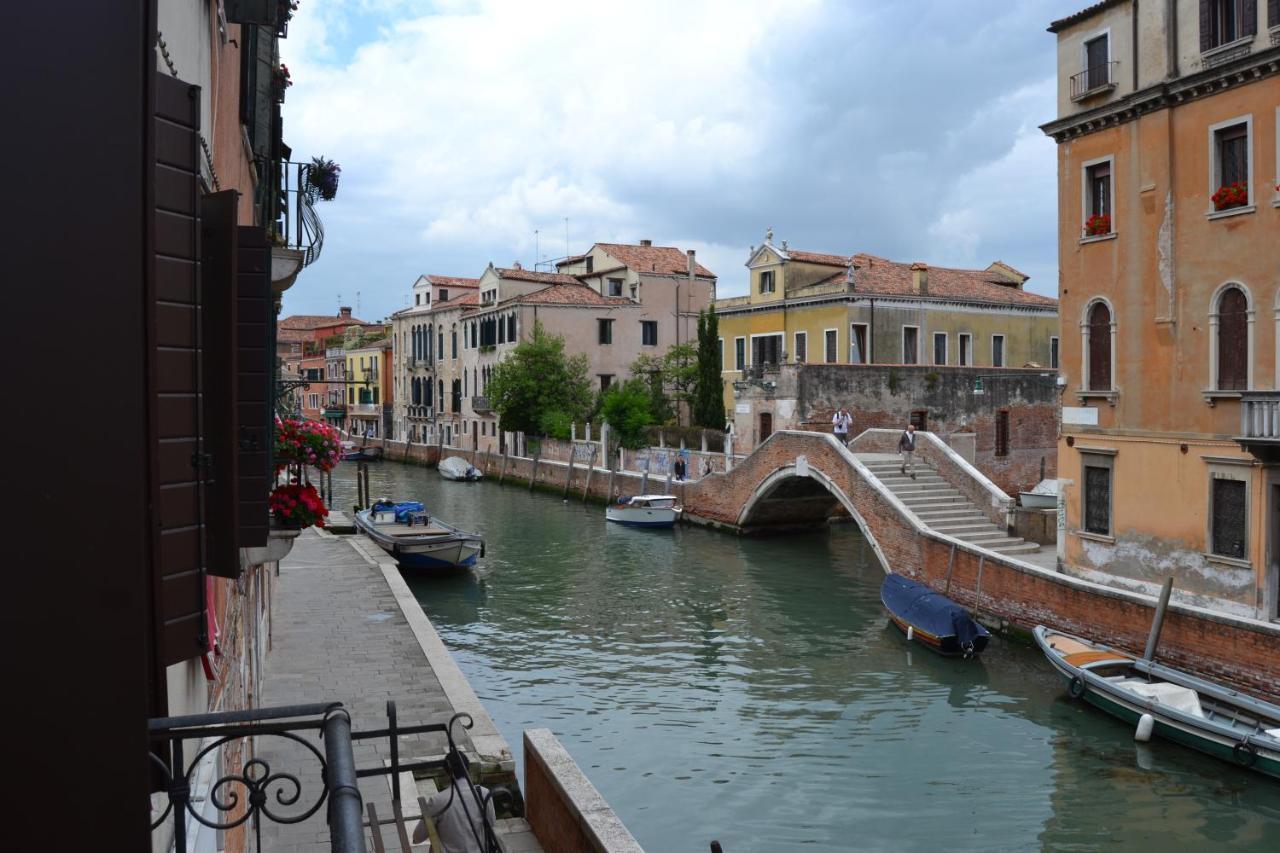 Suite In Venice Ai Carmini ภายนอก รูปภาพ
