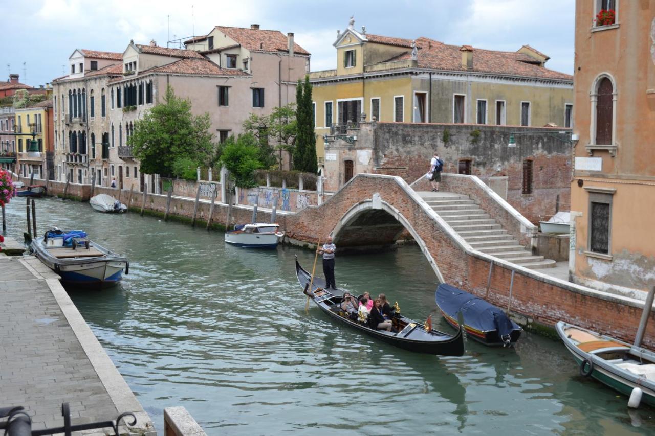 Suite In Venice Ai Carmini ภายนอก รูปภาพ